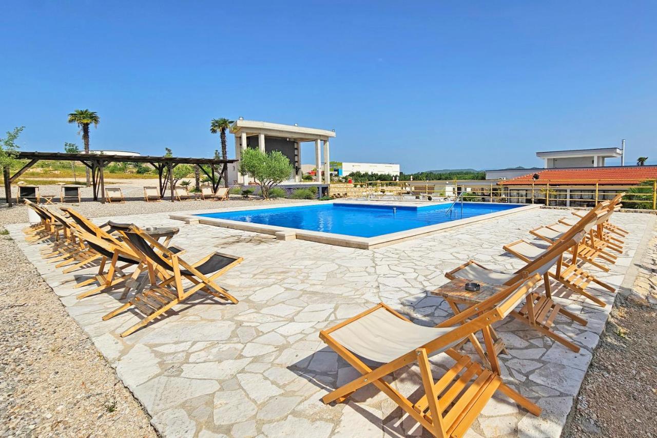 Bungalovi Amfora Ljubuški Exteriér fotografie